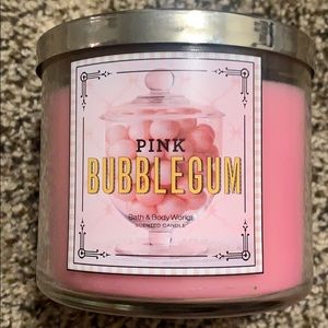 Pink bubblegum candle